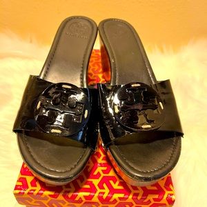 Tory Burch black patent leather wedge size 10